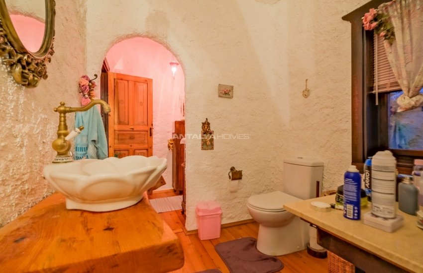 Specially-designed House with Garden in Antalya Aksu 34