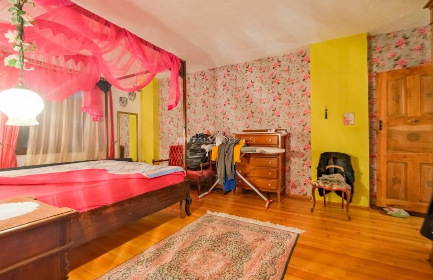 Specially-designed House with Garden in Antalya Aksu 30