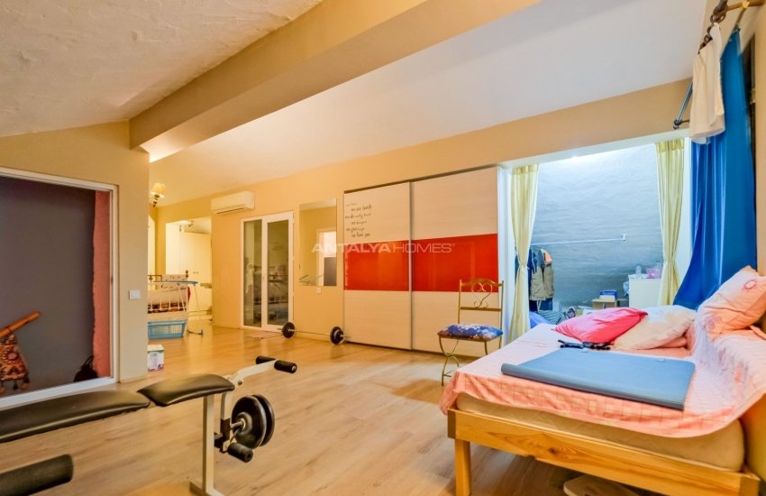 Specially-designed House with Garden in Antalya Aksu 50