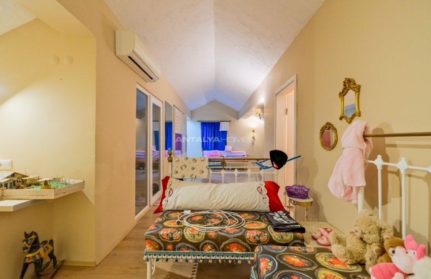 Specially-designed House with Garden in Antalya Aksu 54