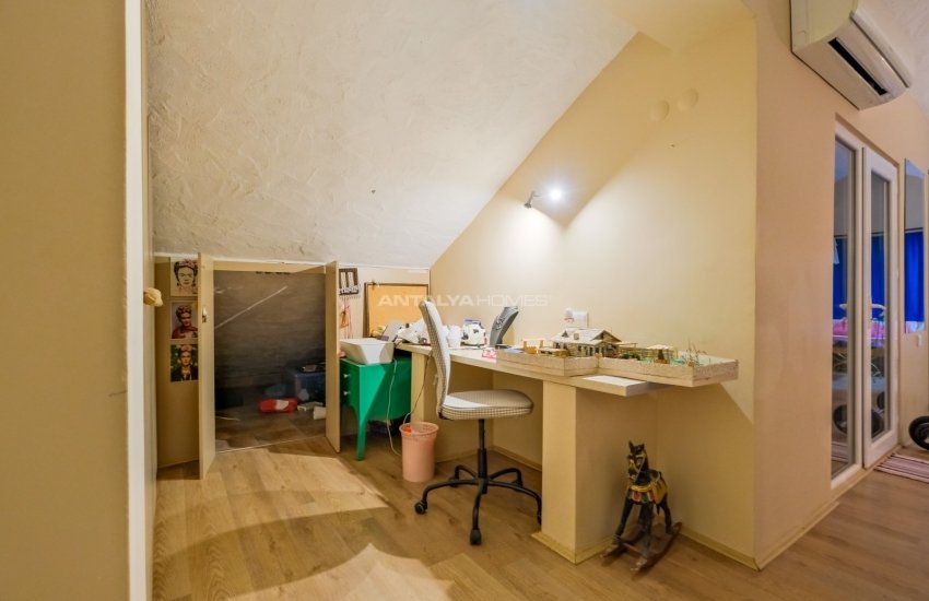 Specially-designed House with Garden in Antalya Aksu 55