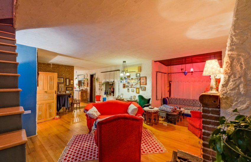 Specially-designed House with Garden in Antalya Aksu 59