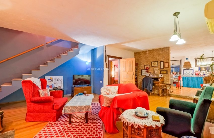 Specially-designed House with Garden in Antalya Aksu 26