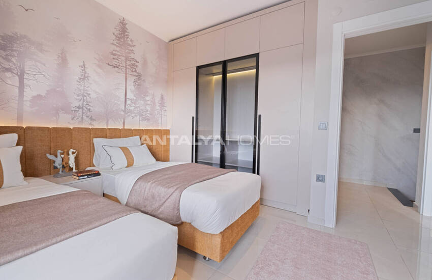 آپارتمان های نوساز نزدیک به ساحل در مرکز محموتلار 16