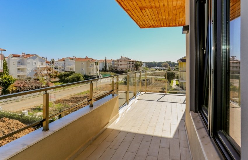 Belek'te Golf Sahalarına Yakın Merkezi Konumda Dubleks Daire 20