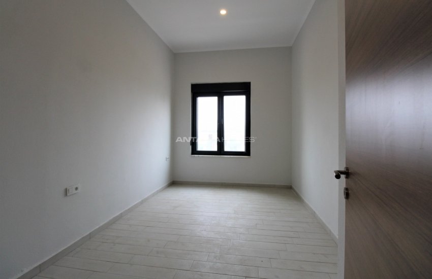 Belek'te Golf Sahalarına Yakın Merkezi Konumda Dubleks Daire 12