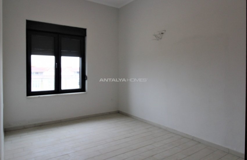 Belek'te Golf Sahalarına Yakın Merkezi Konumda Dubleks Daire 13