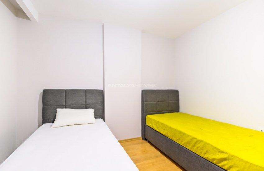 Properties in a Well-maintained Complex in Antalya Muratpasa 22