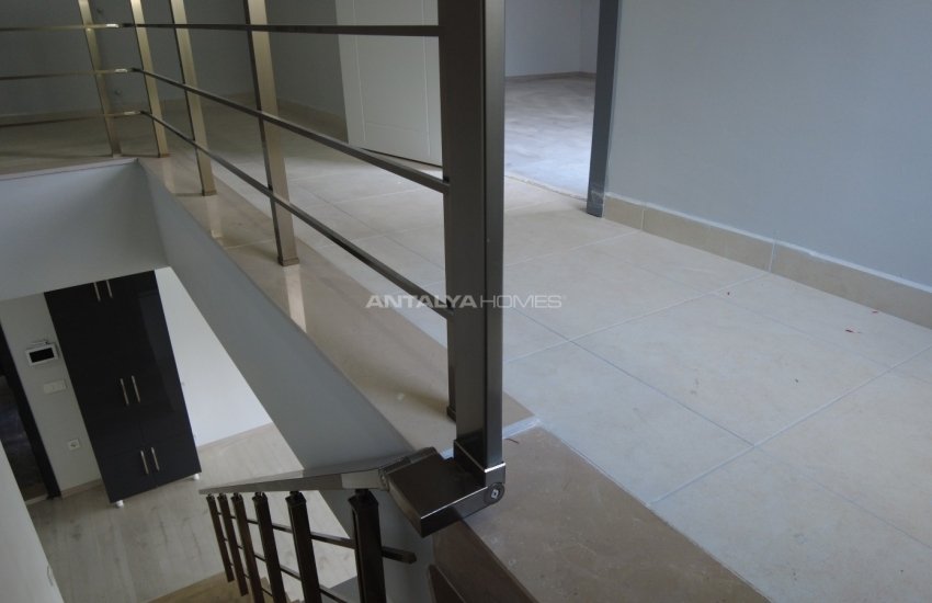 Homely and Comfortable Duplex Apartment in Antalya Guzeloba 13