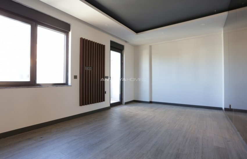 Panoramic View Chic Apartment in a Complex in Antalya Kepez 22