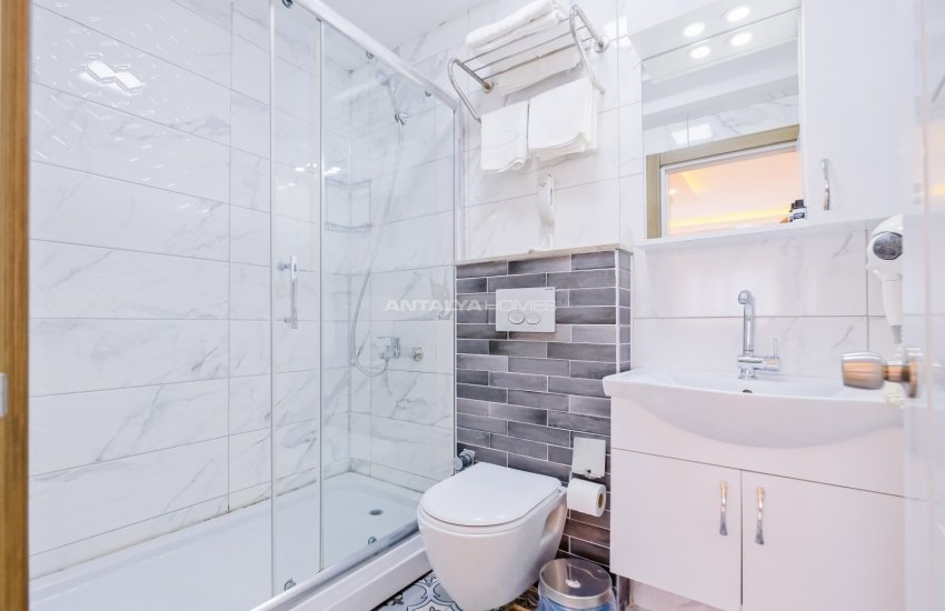 Sea View Aparthotel Close to the Airport in Muratpasa 11