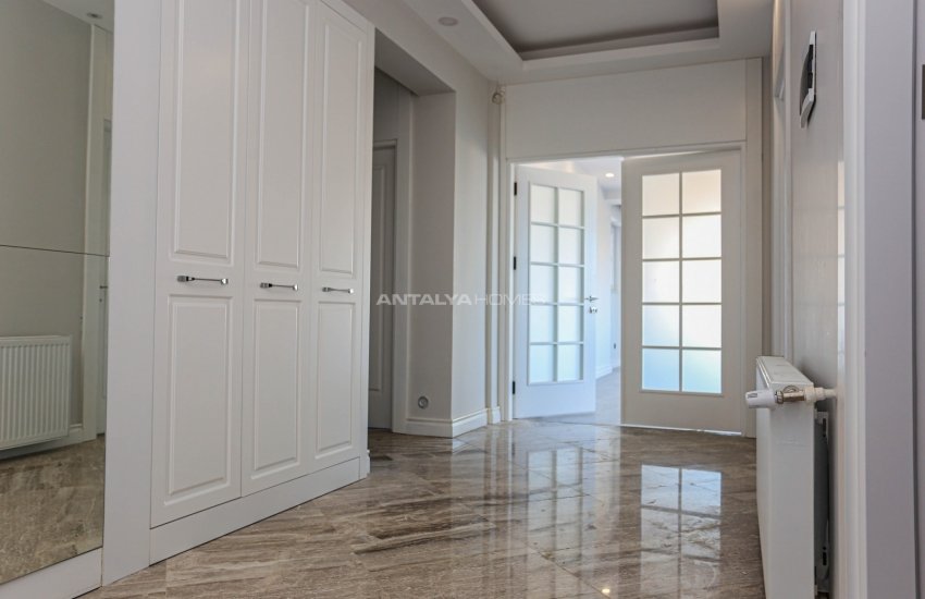 Luxury Apartments with Rich Interior Features in Konyaalti 45
