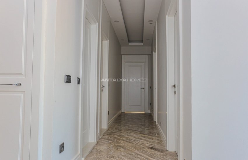 Luxury Apartments with Rich Interior Features in Konyaalti 49