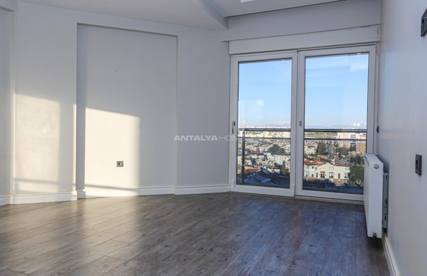 Luxury Apartments with Rich Interior Features in Konyaalti 30