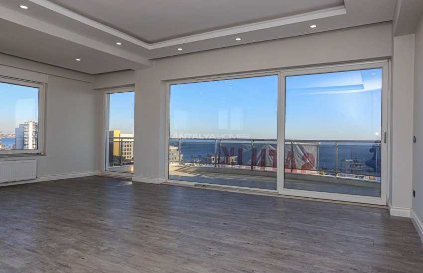 Luxury Apartments with Rich Interior Features in Konyaalti 21