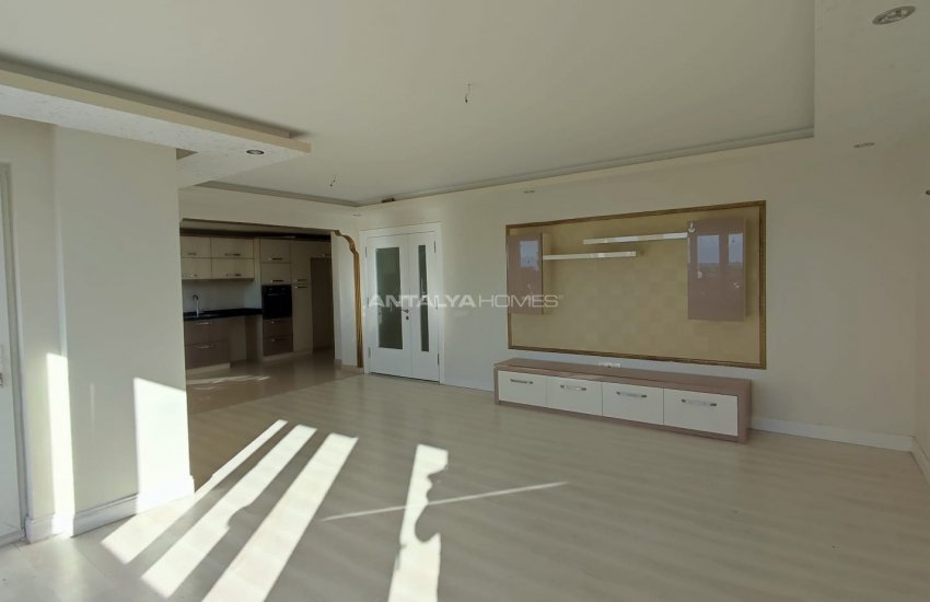 Investment Apartment in a Project with Pool in Antalya 12