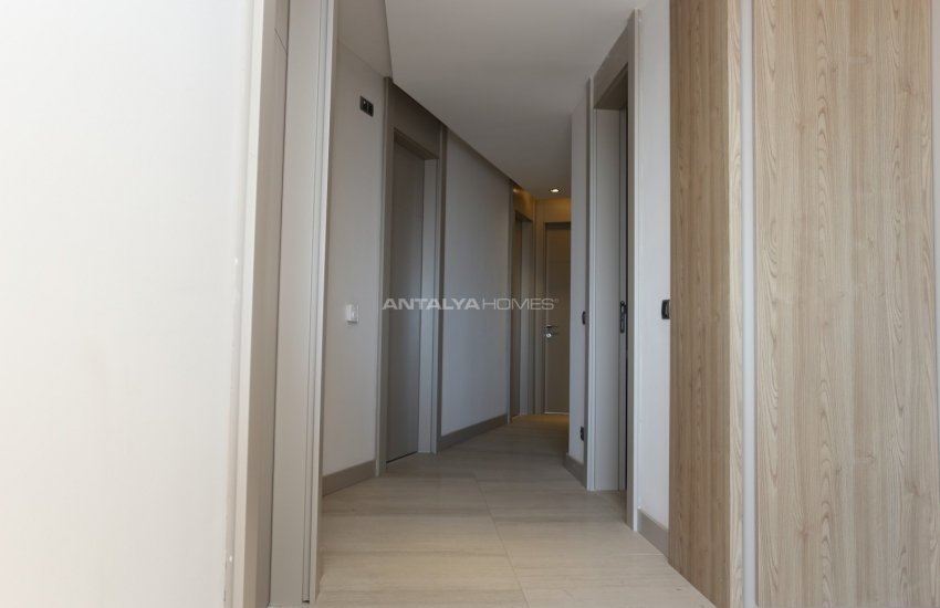 Flats with Sea and Mountain Views in Antalya Konyaalti 64