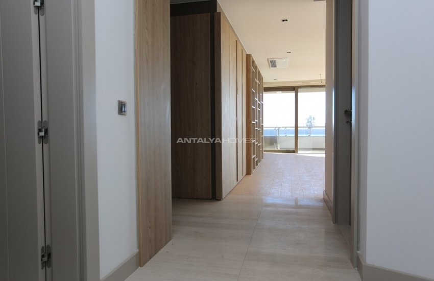 Flats with Sea and Mountain Views in Antalya Konyaalti 65