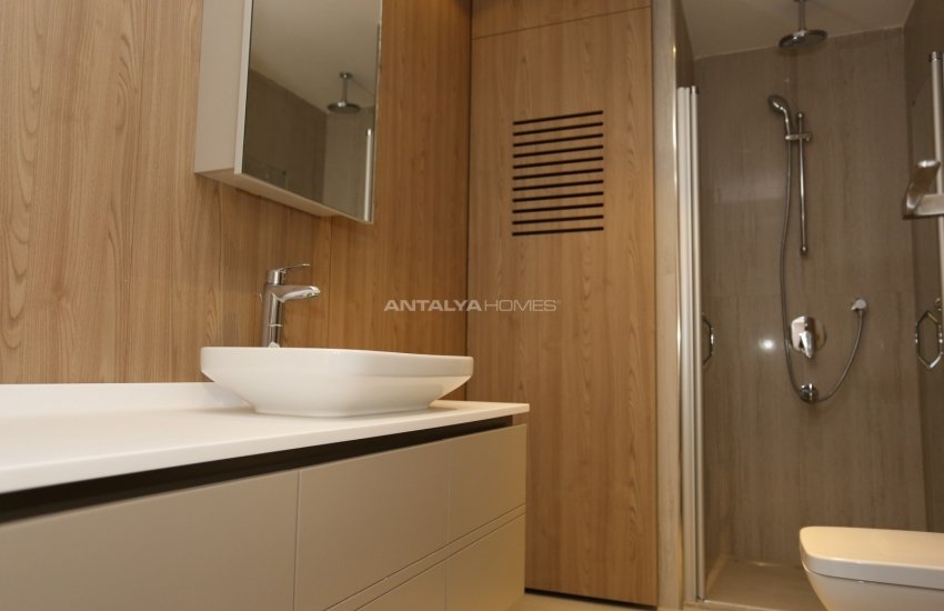 Flats with Sea and Mountain Views in Antalya Konyaalti 75
