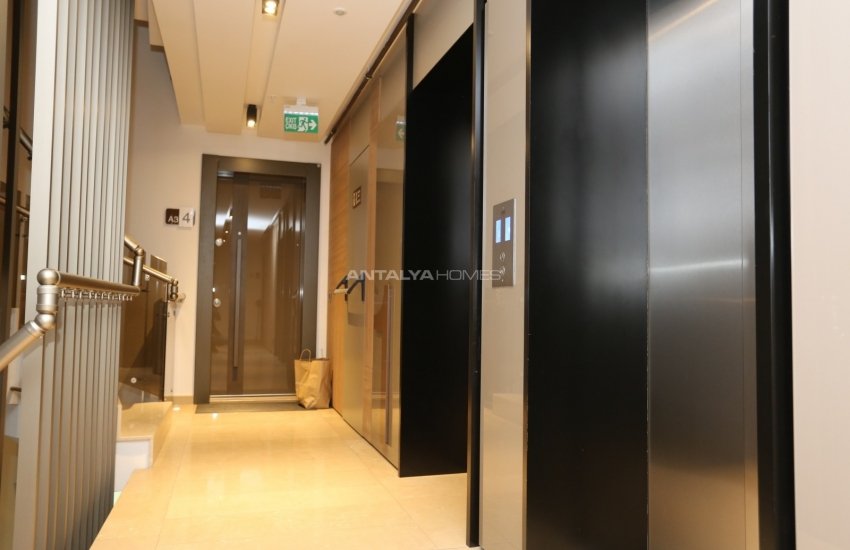 Flats with Sea and Mountain Views in Antalya Konyaalti 81