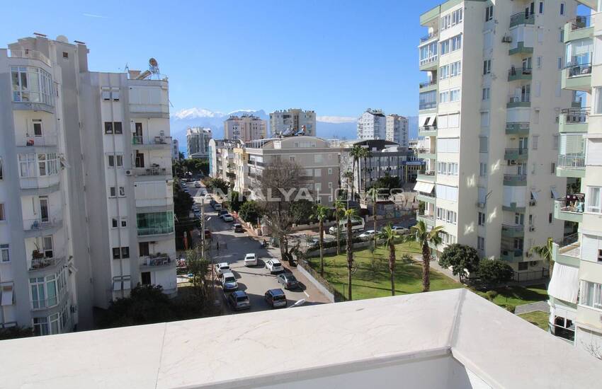 Yeşilbahçe’de Sosyal Olanaklara Yakın Lüks Daire 38