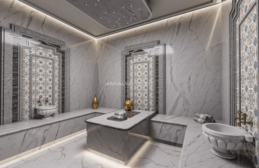 Alanya’da Deniz ve Kale Manzaralı Neoklasik Villa 23