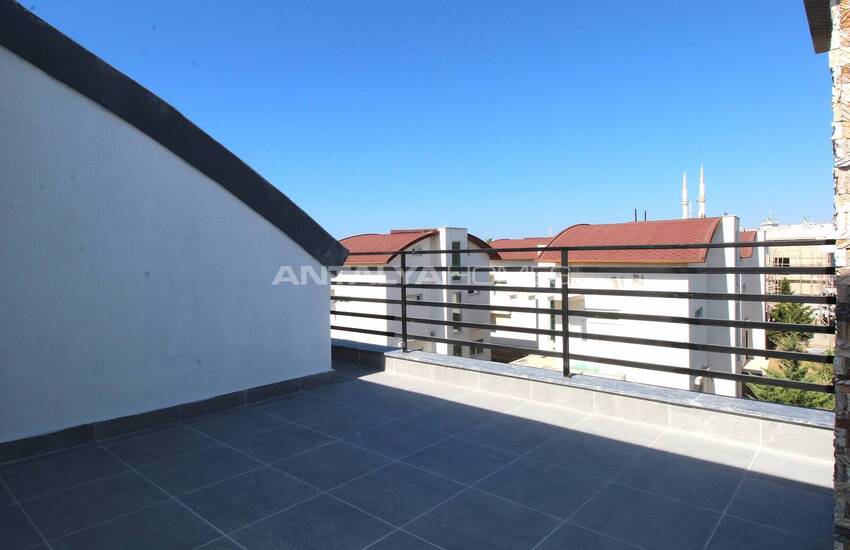 Antalya Belek'te Özel Bahçeli ve Havuzlu Modern Villalar 38