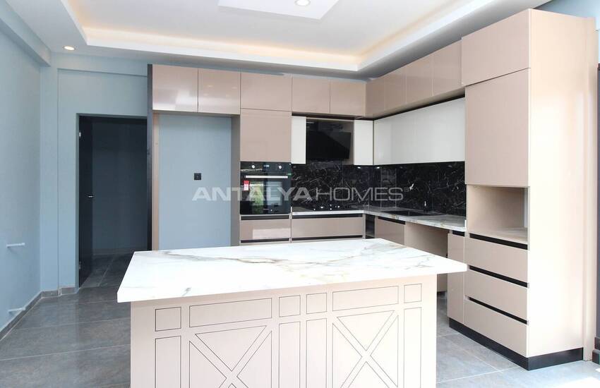 Antalya Belek'te Özel Bahçeli ve Havuzlu Modern Villalar 20