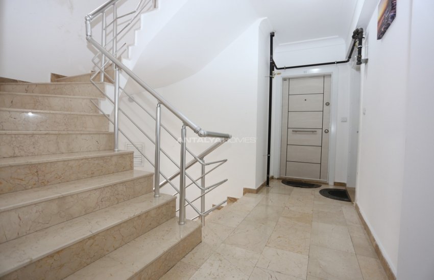 Antalya Apartment with Mountain Views in a Complex with Pool 35