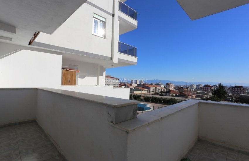 Well-maintained and Furnished Flat in Fevzi Cakmak Antalya 19