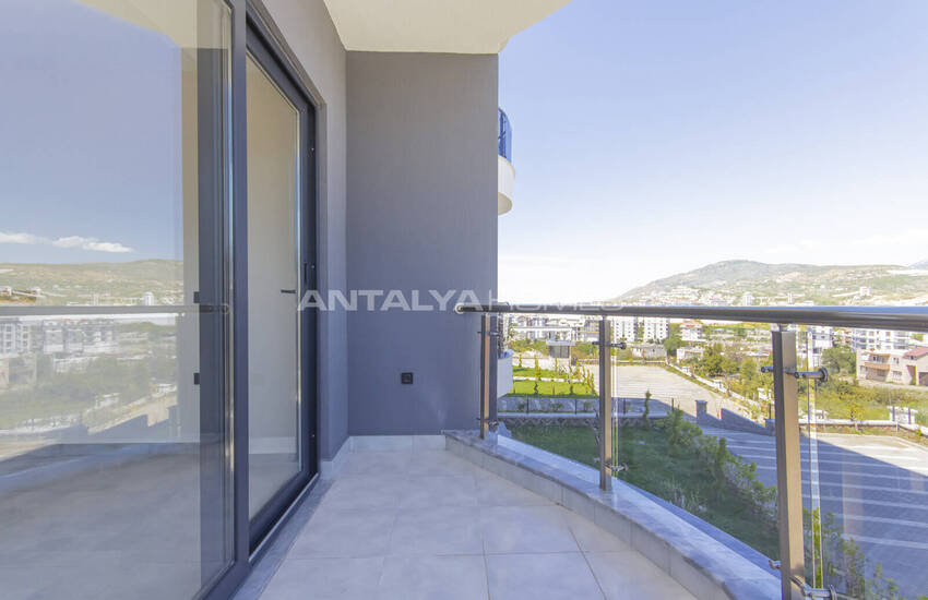 Alanya'da Kapsamlı Sosyal Tesislere Sahip Sitede Daireler 23