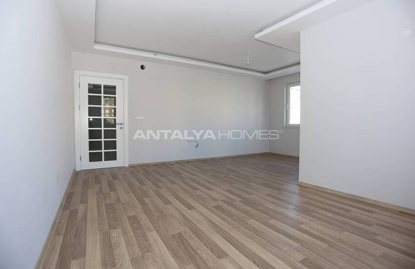 New Build Spacious Real Estate in Muratpasa Neighborhood 8
