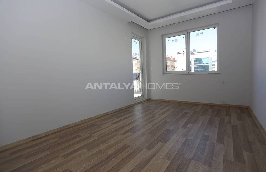 New Build Spacious Real Estate in Muratpasa Neighborhood 9