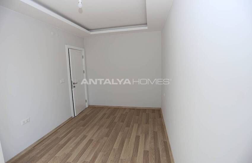 New Build Spacious Real Estate in Muratpasa Neighborhood 14