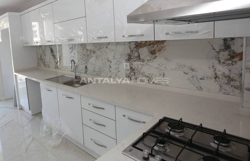 New Build Spacious Real Estate in Muratpasa Neighborhood 22