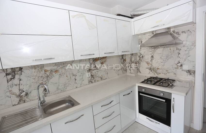 New Build Spacious Real Estate in Muratpasa Neighborhood 23