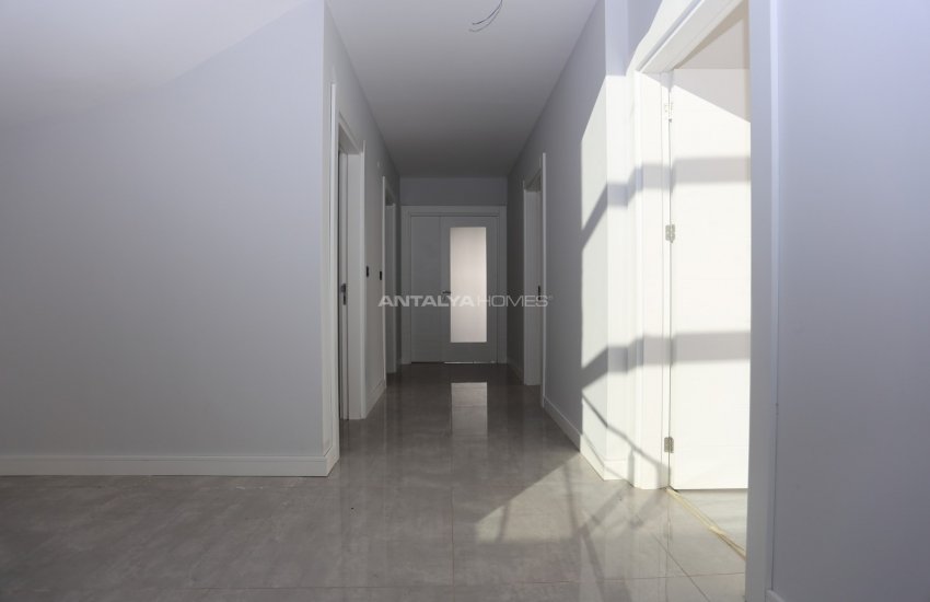 Detached Houses with Contemporary Design in Dosemealti 28