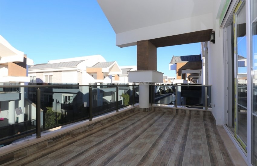 Detached Houses with Contemporary Design in Dosemealti 29