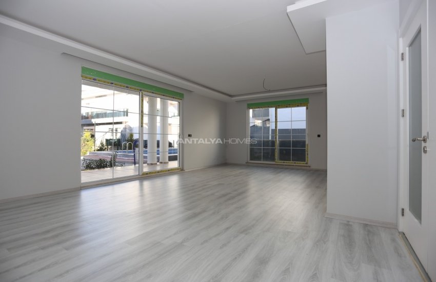 Detached Houses with Contemporary Design in Dosemealti 12