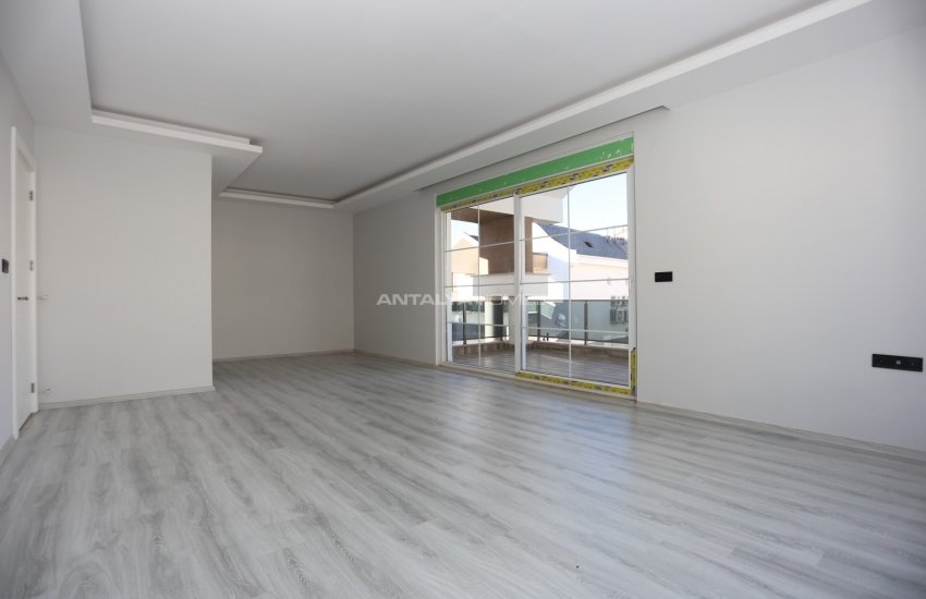 Detached Houses with Contemporary Design in Dosemealti 17