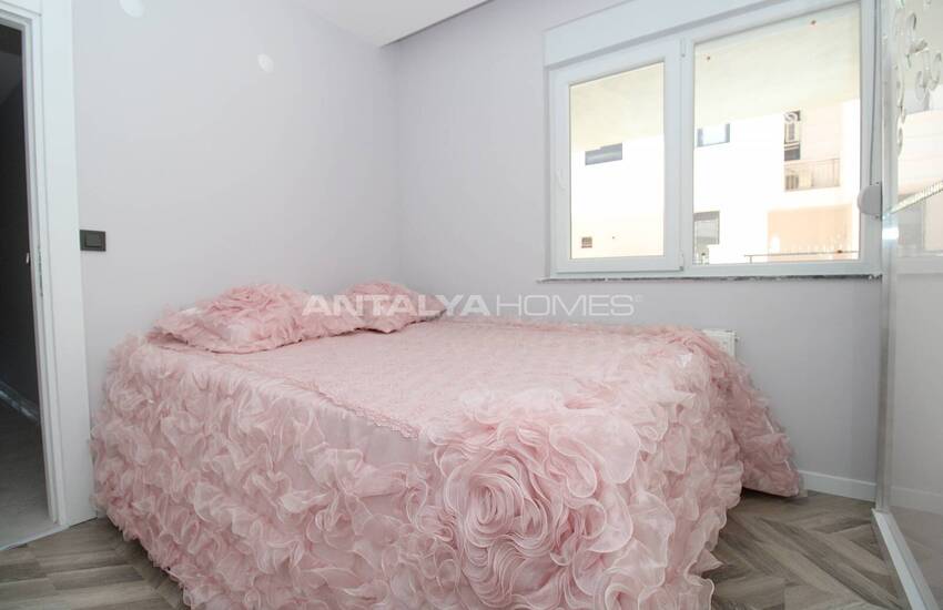 Key Ready Apartments Close to Amenities in Antalya Muratpasa 30