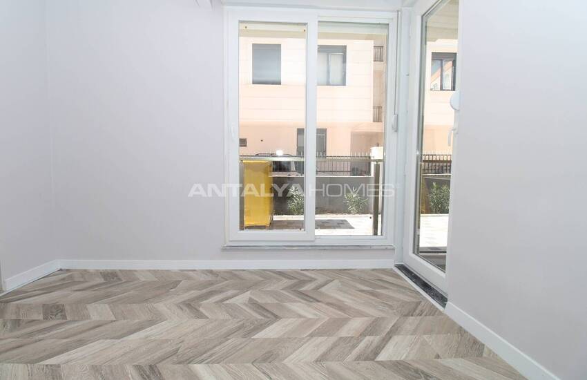 Key Ready Apartments Close to Amenities in Antalya Muratpasa 31