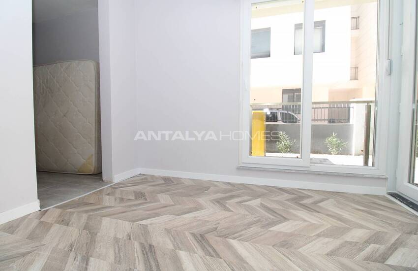 Key Ready Apartments Close to Amenities in Antalya Muratpasa 32
