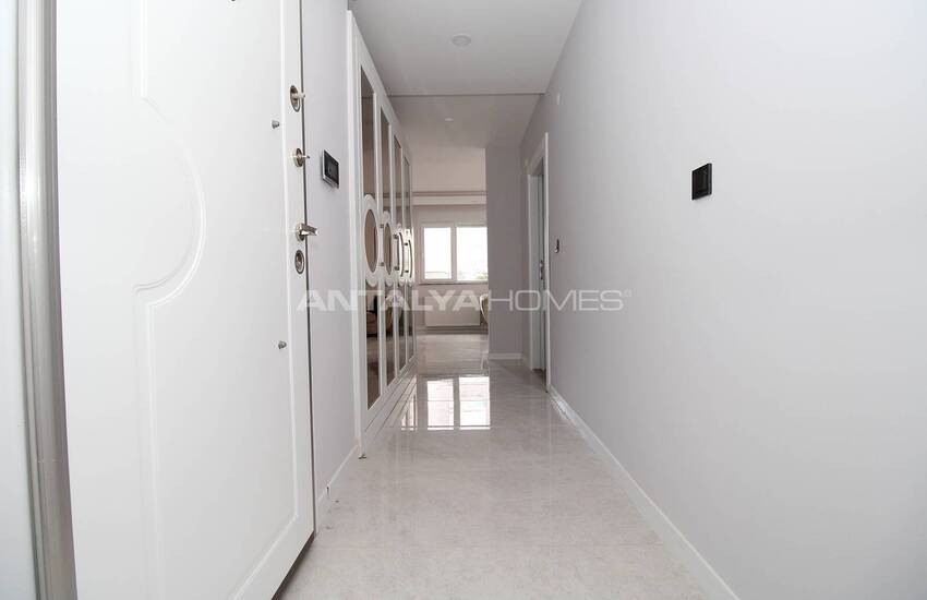 Key Ready Apartments Close to Amenities in Antalya Muratpasa 38