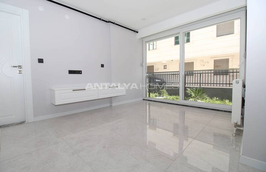 Key Ready Apartments Close to Amenities in Antalya Muratpasa 19