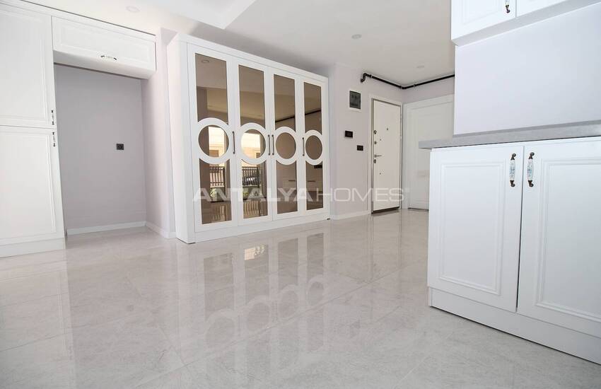 Key Ready Apartments Close to Amenities in Antalya Muratpasa 21