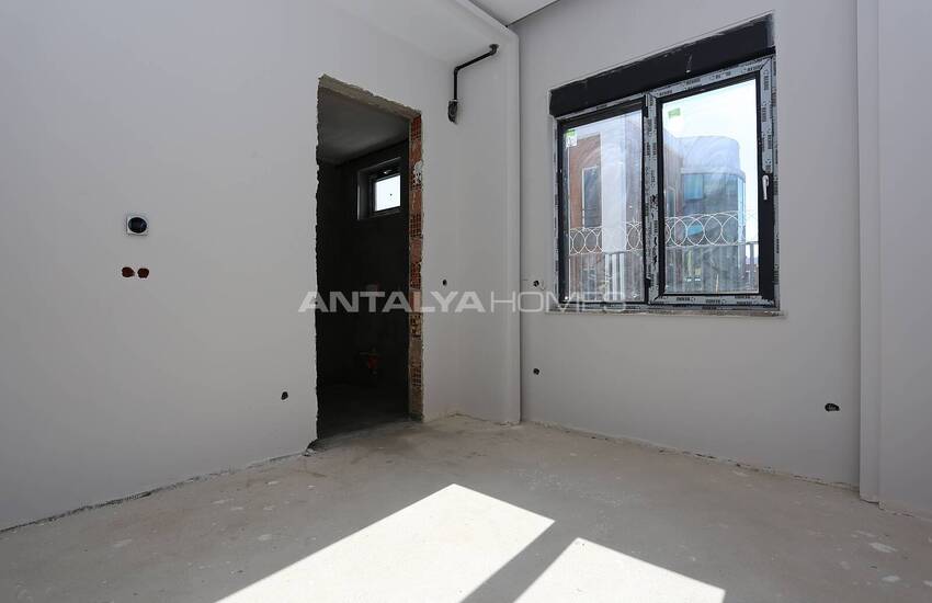 Fristående Villa I Ett Komplex Med Gemensam Pool I Dosemealti 24