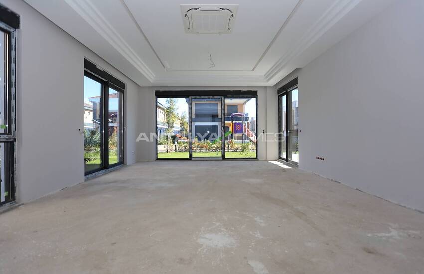 Fristående Villa I Ett Komplex Med Gemensam Pool I Dosemealti 14