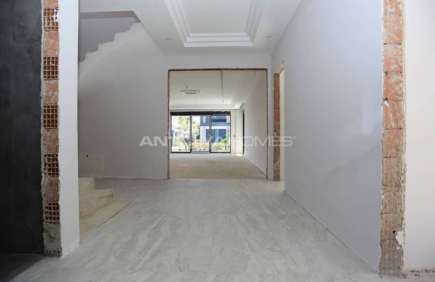 Fristående Villa I Ett Komplex Med Gemensam Pool I Dosemealti 39