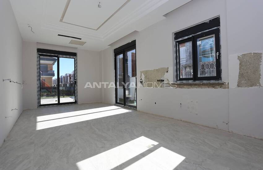 Fristående Villa I Ett Komplex Med Gemensam Pool I Dosemealti 17